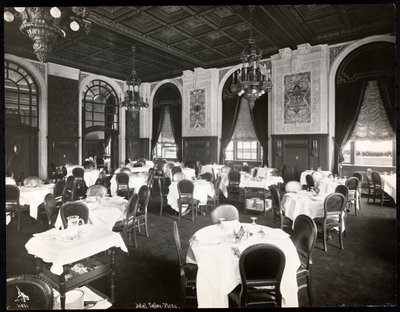 Dining room at the Copley Plaza hotel, Boston, 1912 or 1913 by Byron Company